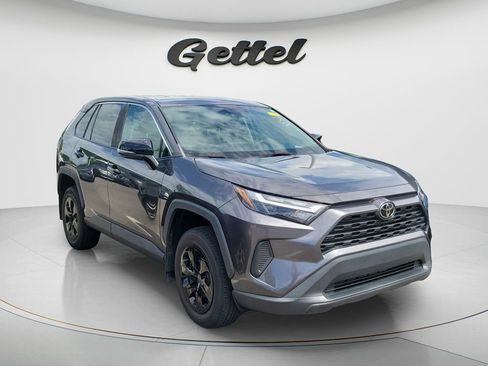 Used 2023 Toyota RAV4 LE image 4