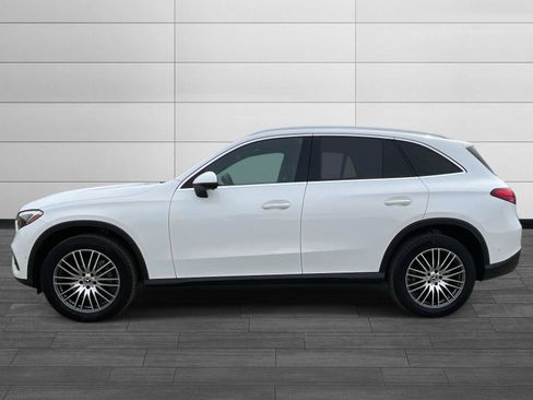 Certified 2025 Mercedes-Benz GLC 300 image 5