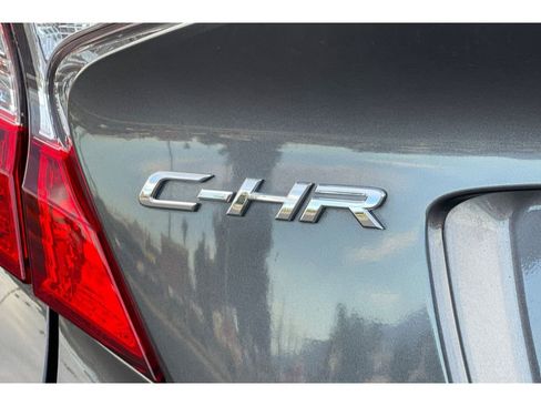 Used 2021 Toyota C-HR LE image 16