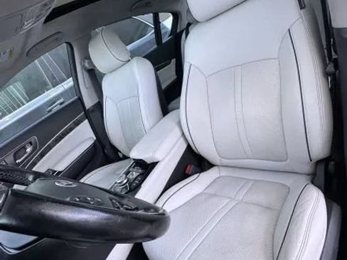 Used 2015 Kia K900 Luxury RWD image 17