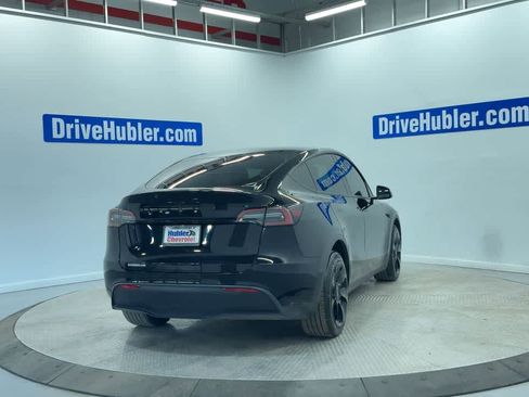 Used 2023 Tesla Model Y Long Range image 2