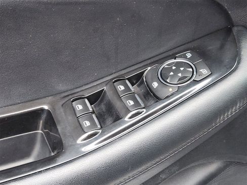 Used 2020 Ford Edge SEL image 32