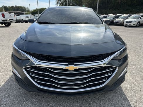 Used 2019 Chevrolet Malibu LS image 2