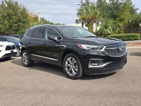Used 2019 Buick Enclave Avenir w/ Avenir Technology Package image 2