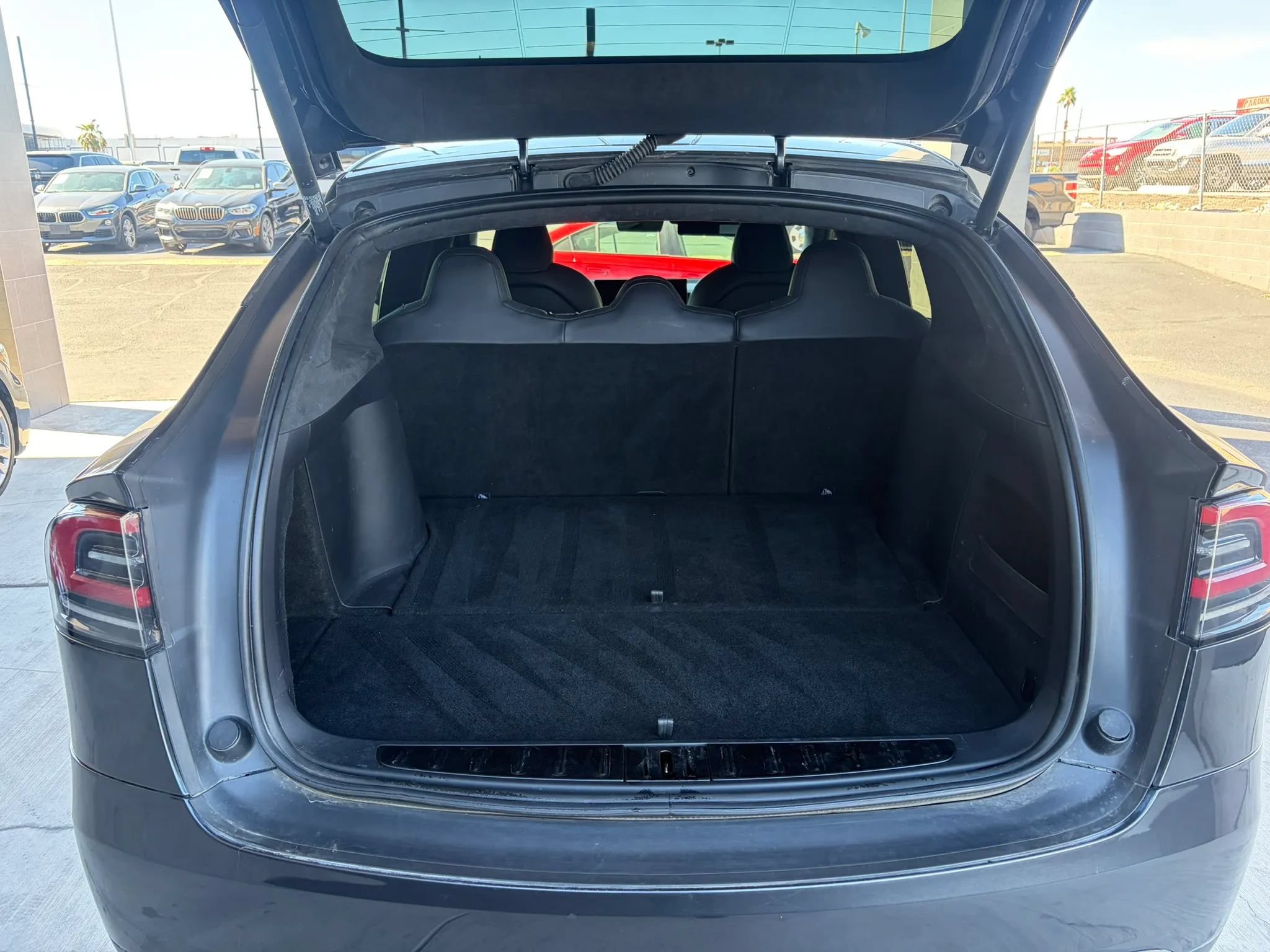 Used 2024 Tesla Model X AWD/4WD image 9