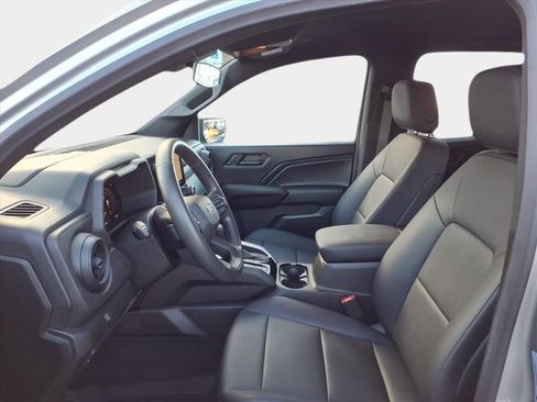 Used 2024 Chevrolet Colorado Trail Boss w/ Advanced Trailering Package image 8