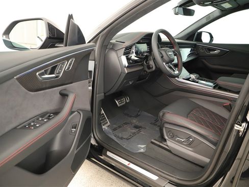 New 2026 Audi SQ8 Prestige image 14