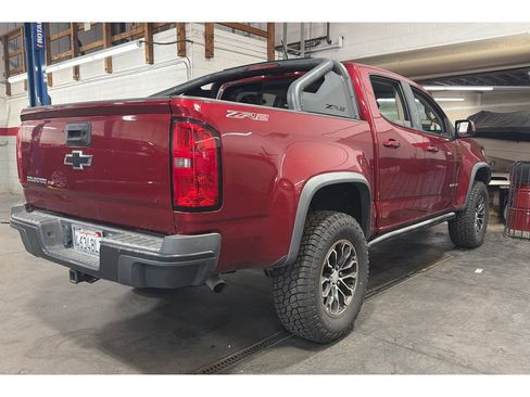 Used 2018 Chevrolet Colorado ZR2 image 5