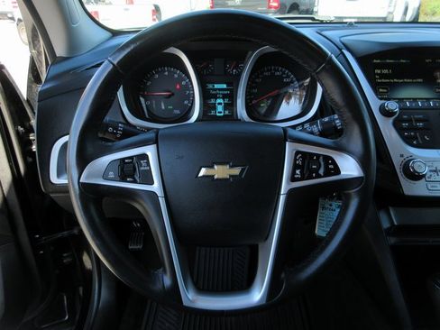 Used 2017 Chevrolet Equinox LT w/ Convenience Package image 13