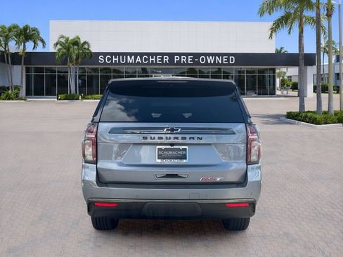 Used 2022 Chevrolet Suburban RST w/ Luxury Package RWD image 6