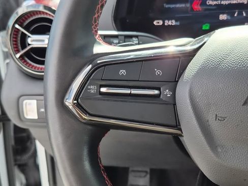 Used 2024 Chevrolet Blazer EV RS image 26