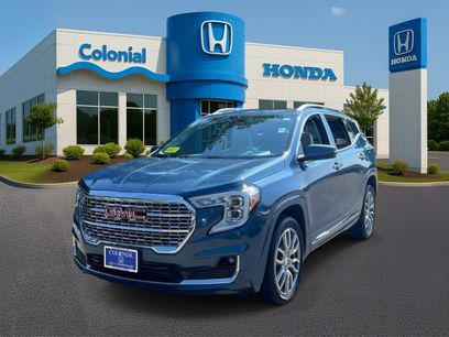 Used 2024 GMC Terrain Denali w/ Denali Premium Package