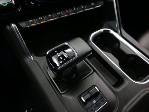 Used 2023 GMC Sierra 1500 Denali w/ Technology Package AWD/4WD image 20