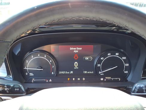 Used 2022 Lincoln Corsair AWD w/ Premium Package image 16