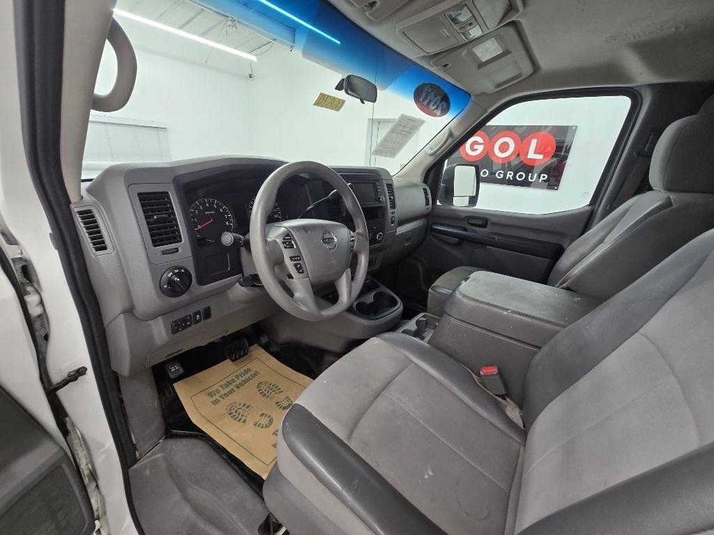 Used 2017 Nissan NV 2500 SV w/ Technology Package RWD image 10