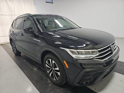 Used 2024 Volkswagen Tiguan S image 3