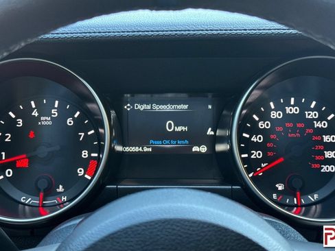 Used 2016 Ford Mustang Shelby GT350 w/ Technology Package RWD image 30