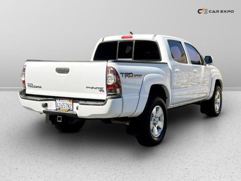 Used 2015 Toyota Tacoma PreRunner image 5