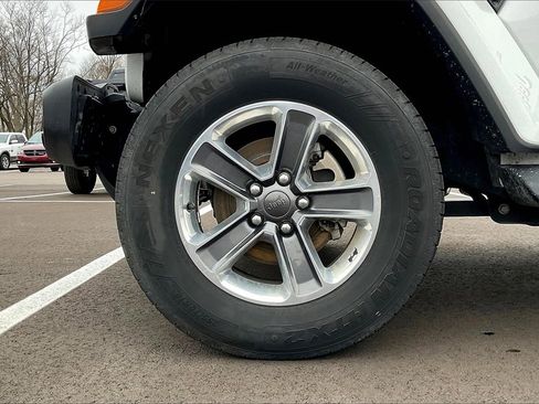 Certified 2021 Jeep Wrangler Unlimited Sahara image 8