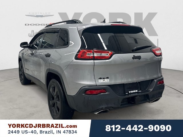 Used 2017 Jeep Cherokee Sport AWD/4WD image 3