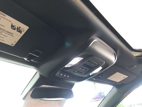 Used 2025 Cadillac CT5 V image 25