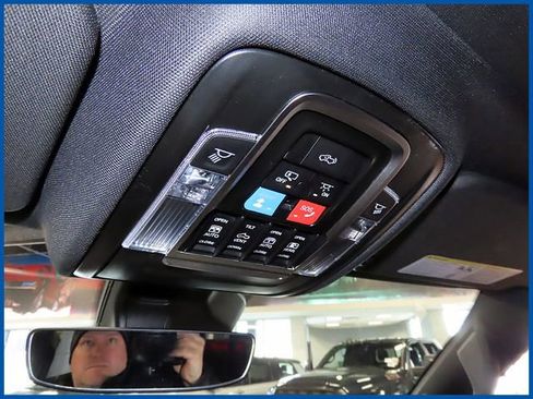 New 2026 RAM 1500 Laramie AWD/4WD image 15