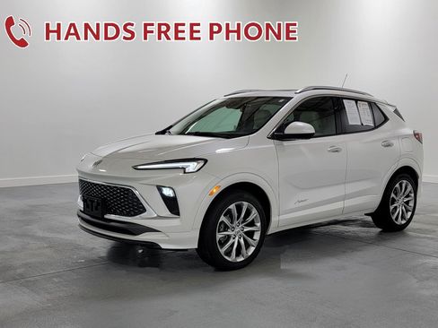 Used 2024 Buick Encore GX Avenir w/ Avenir Convenience Package image 4