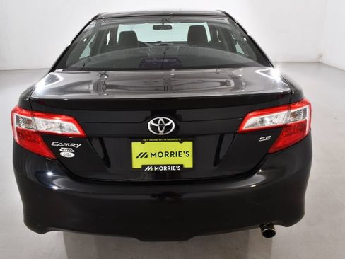 Used 2012 Toyota Camry SE FWD image 13