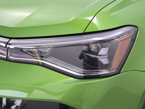 New 2026 Volkswagen Taos SE AWD/4WD image 29
