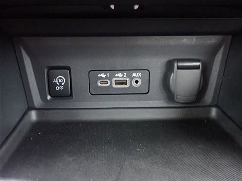 Used 2024 Nissan Sentra SV image 18