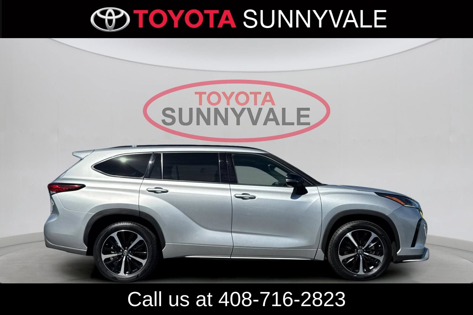 Used 2022 Toyota Highlander XSE AWD/4WD image 9