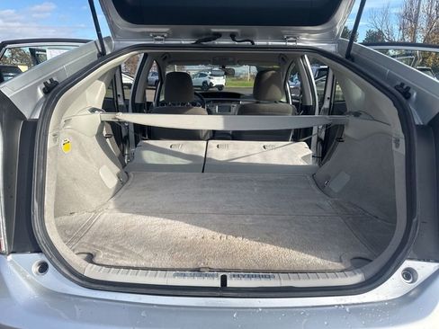 Used 2015 Toyota Prius Plug-In Hybrid image 17