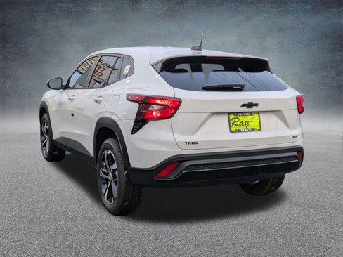 New 2026 Chevrolet Trax RS w/ Driver Confidence Package image 6