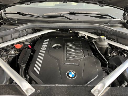 Used 2019 BMW X5 xDrive40i w/ Premium Package 2 AWD/4WD image 18