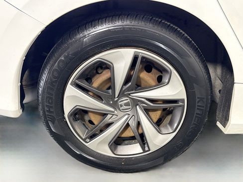 Used 2020 Honda Civic LX image 32
