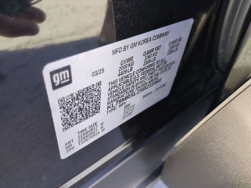 Used 2025 Chevrolet TrailBlazer LT AWD/4WD image 34
