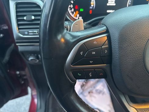 Used 2019 Jeep Grand Cherokee Limited X image 29