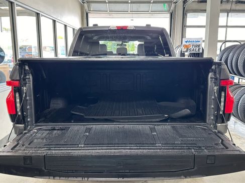 Used 2025 Ford F150 Lightning Flash AWD/4WD image 9