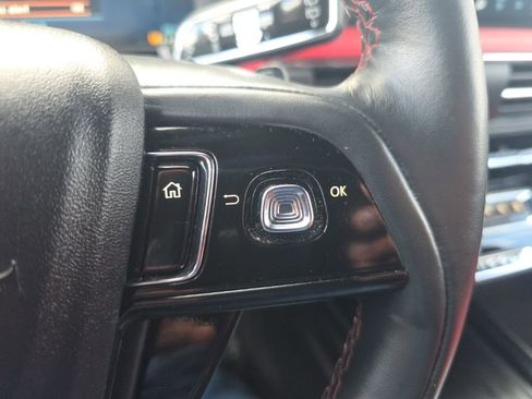 Used 2023 Lincoln Corsair Reserve w/ Equipment Group 201A image 13