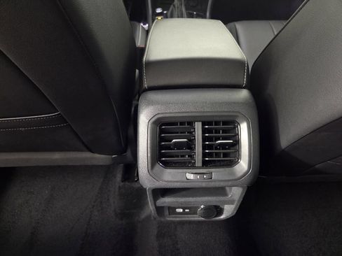 Used 2024 Volkswagen Tiguan SE R-Line FWD image 26