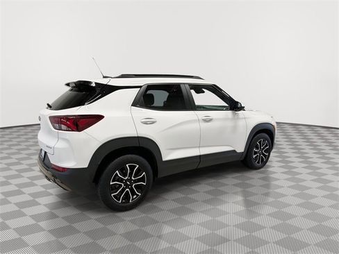 Certified 2022 Chevrolet TrailBlazer ACTIV image 11
