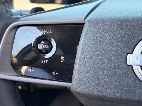 Certified 2025 Nissan Murano SV AWD/4WD image 28