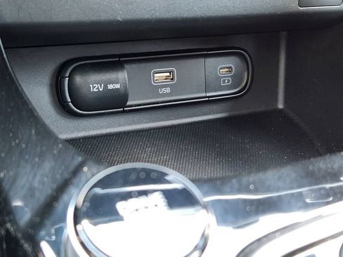 Certified 2025 Kia Seltos EX w/ EX Sunroof Package AWD/4WD image 33