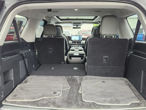 Used 2023 Lincoln Navigator L Black Label AWD/4WD image 13