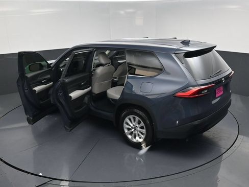 Used 2024 Toyota Grand Highlander FWD image 20