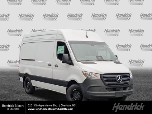 New 2025 Mercedes-Benz Sprinter 2500 image 1