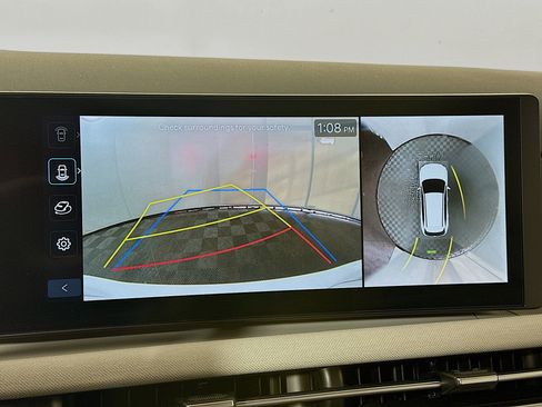 Used 2025 Hyundai Tucson Limited image 14