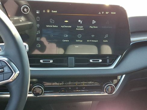 New 2026 Chevrolet Equinox LT w/ Safety and Technology Package AWD/4WD image 16