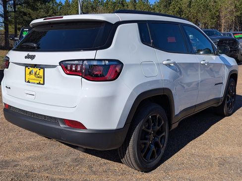 New 2026 Jeep Compass Latitude w/ Quick Order Package 29K image 3