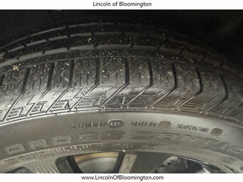 Certified 2023 Lincoln Nautilus Reserve w/ Equipment Group 201A image 16